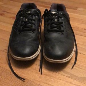 Men’s golf shoes. Used, stitching and bottoms in great condition